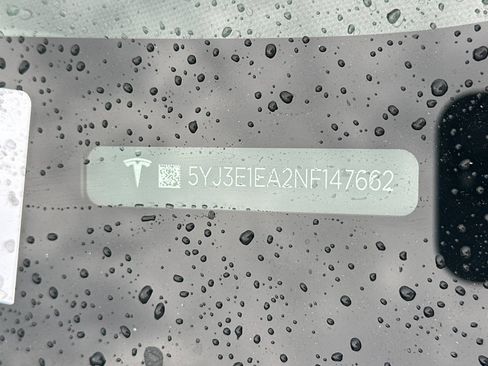 Used 2022 Tesla Model 3 RWD image 2