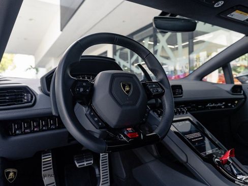 Used 2023 Lamborghini Huracan Tecnica image 29