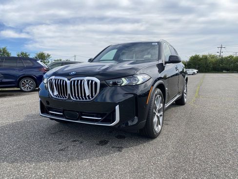 New 2026 BMW X5 xDrive50e image 1