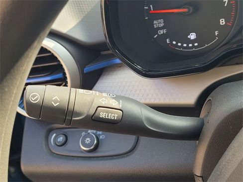 Used 2025 Chevrolet Trax LS image 13