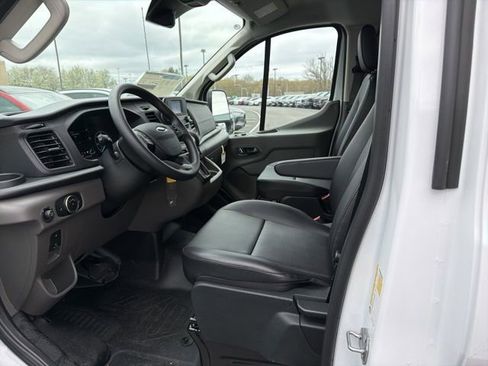 New 2025 Ford Transit 250 Low Roof w/ Load Area Protection Package RWD image 10