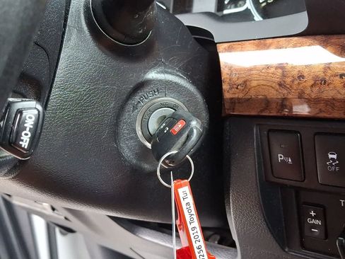 Used 2019 Toyota Tundra 1794 Edition image 26