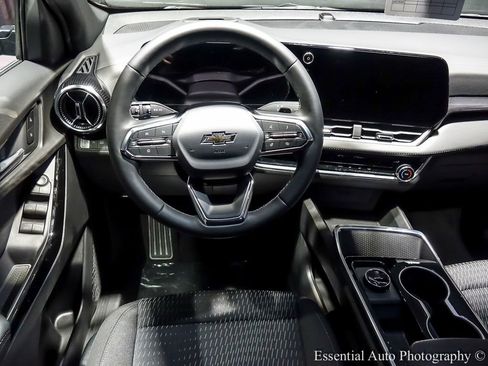 New 2026 Chevrolet Equinox LT FWD image 12