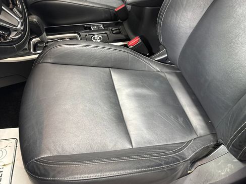 Used 2019 Mitsubishi Outlander SEL AWD/4WD image 12
