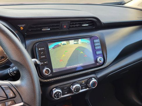 Used 2024 Nissan Kicks SV image 27