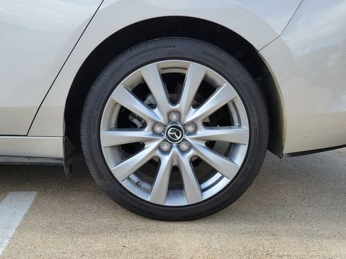 Used 2023 MAZDA MAZDA3 s FWD image 8