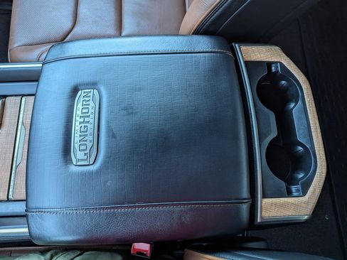 Used 2022 RAM 1500 Limited image 26