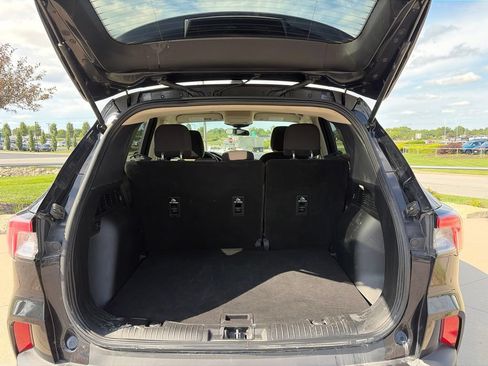 Used 2020 Ford Escape SE FWD image 49