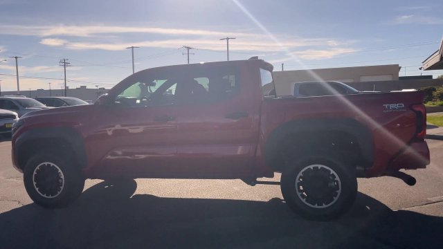Used 2026 Toyota Tacoma TRD Off-Road AWD/4WD image 8