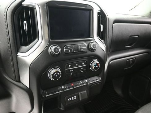 Used 2020 Chevrolet Silverado 1500 LT w/ Trailering Package AWD/4WD image 9