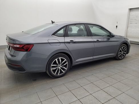 Used 2025 Volkswagen Jetta SE FWD image 10