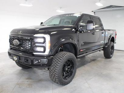 New 2026 Ford F250 Lariat w/ Black Appearance Package