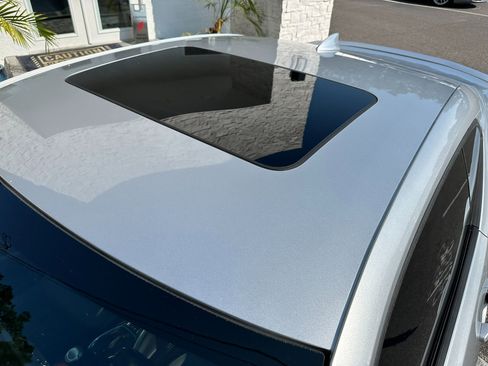 Used 2018 Chevrolet Camaro LT w/ RS Package image 10