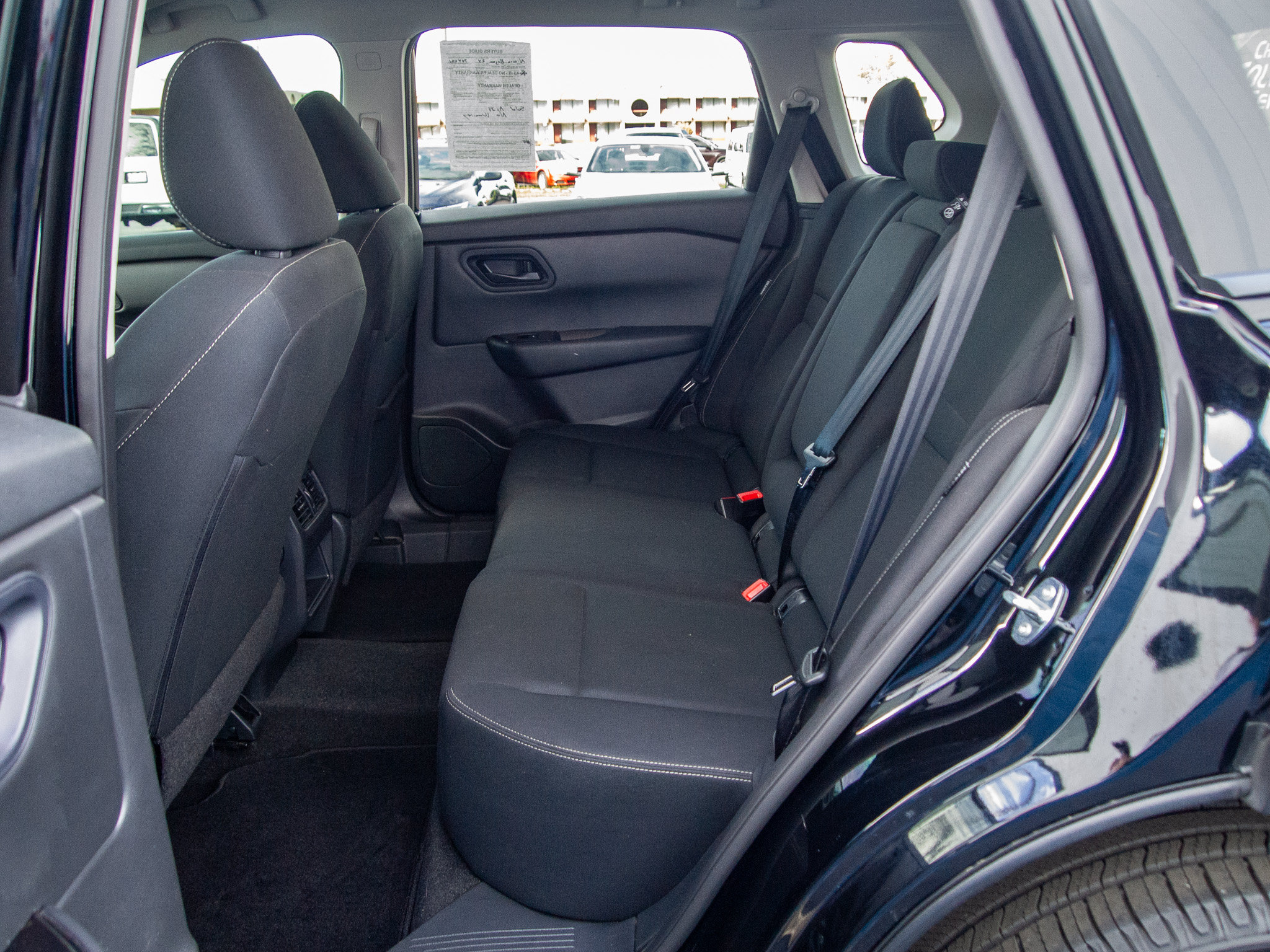 Used 2024 Nissan Rogue S FWD image 25