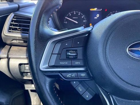 Used 2018 Subaru Crosstrek 2.0i Premium w/ Eyesight System image 19