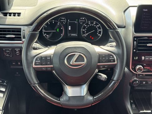 Used 2023 Lexus GX 460 Premium w/ Accessory Package image 24