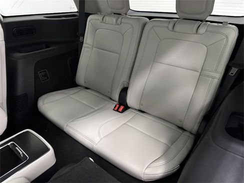 New 2025 Lincoln Aviator Reserve w/ Illumination Package image 18