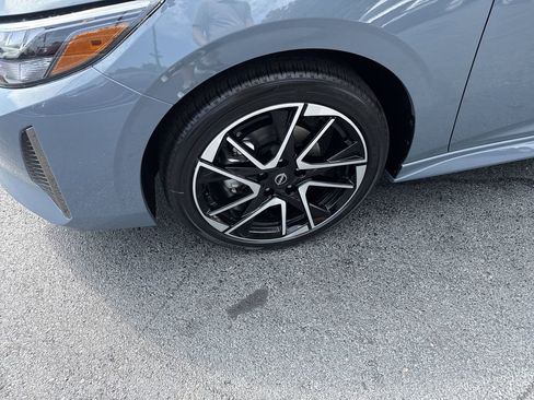 New 2025 Nissan Sentra SR FWD image 20