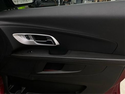Used 2017 Chevrolet Equinox LT w/ Convenience Package AWD/4WD image 24