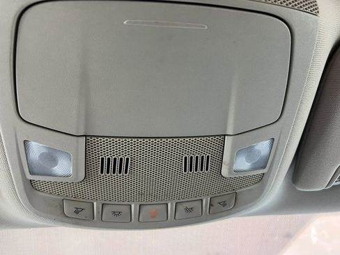 Used 2017 Ford Fusion SE FWD image 21