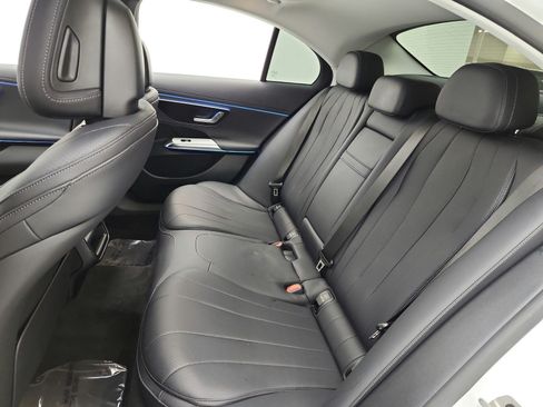 Used 2025 Mercedes-Benz E 350 Sedan w/ Winter Package image 16
