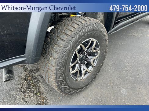New 2026 Chevrolet Colorado ZR2 w/ Technology Package AWD/4WD image 47