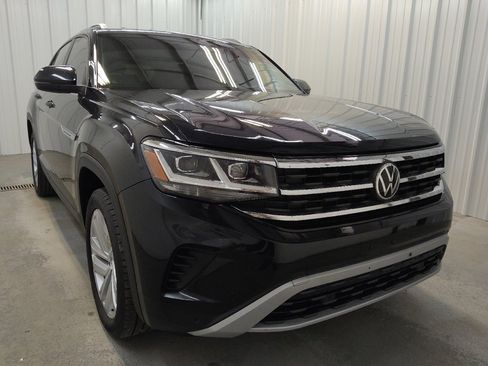 Used 2020 Volkswagen Atlas Cross Sport SE AWD/4WD image 13