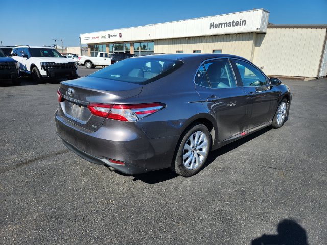 Used 2018 Toyota Camry LE w/ Convenience Package FWD image 33