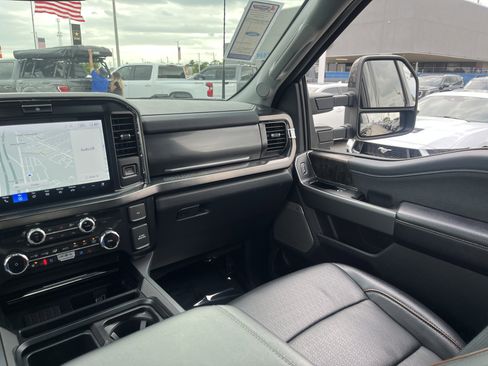 Used 2026 Ford F250 Lariat AWD/4WD image 37