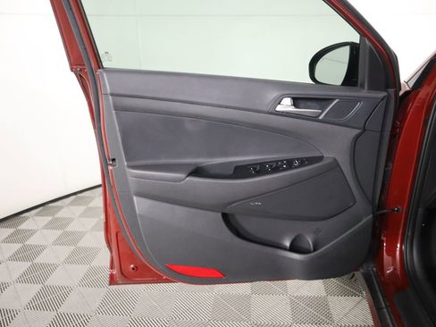 Used 2019 Hyundai Tucson Night image 24