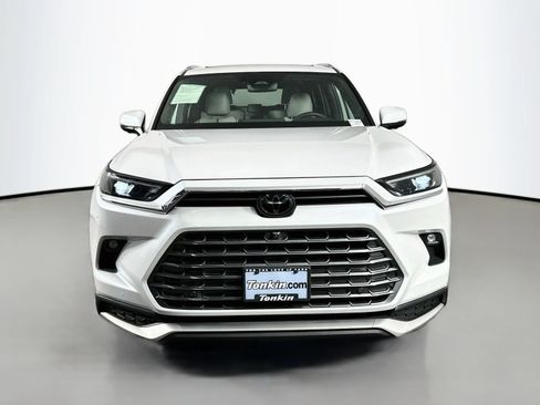 Certified 2026 Toyota Grand Highlander AWD Hybrid image 2