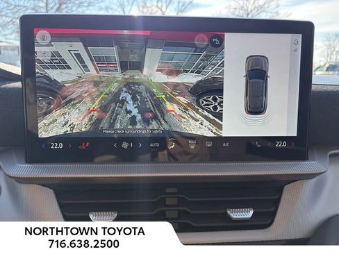 Used 2025 Ford Explorer Active image 16