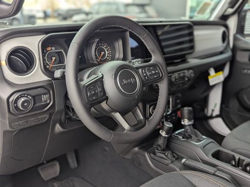 New 2026 Jeep Wrangler Sport AWD/4WD image 19