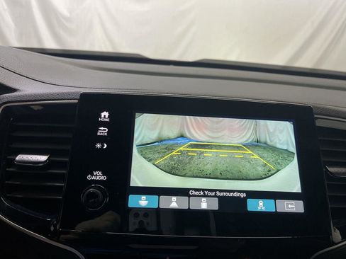 Certified 2023 Honda Passport TrailSport image 17