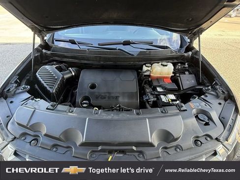 Used 2023 Chevrolet Traverse LT FWD image 35