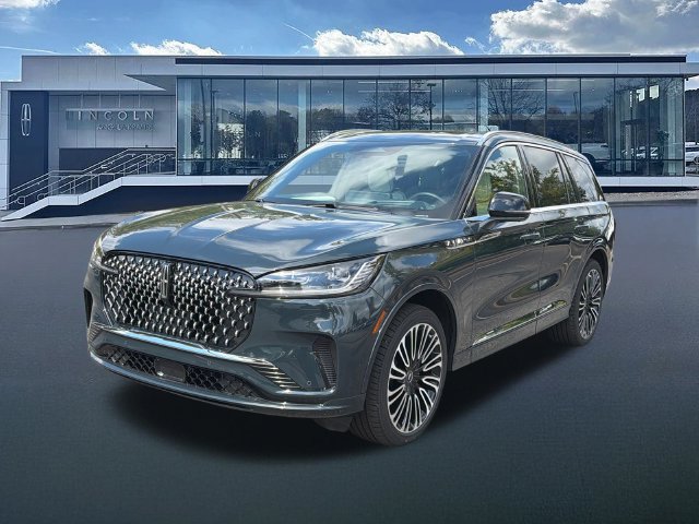 New 2027 Lincoln Aviator Black Label AWD/4WD image 3