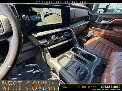 Used 2024 GMC Sierra 2500 Denali Ultimate w/ Max Trailering Package AWD/4WD image 24