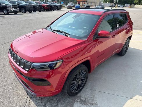Used 2022 Jeep Compass Limited w/ (RED) Package AWD/4WD image 10