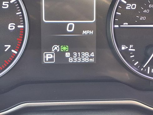 Used 2020 Subaru Outback Touring w/ Popular Package #2 image 18