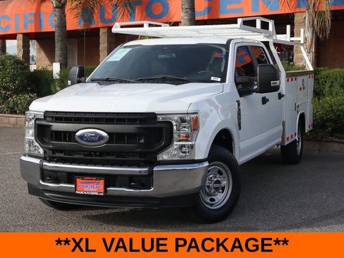 Used 2022 Ford F250 XL w/ Power Equipment Group RWD image 4