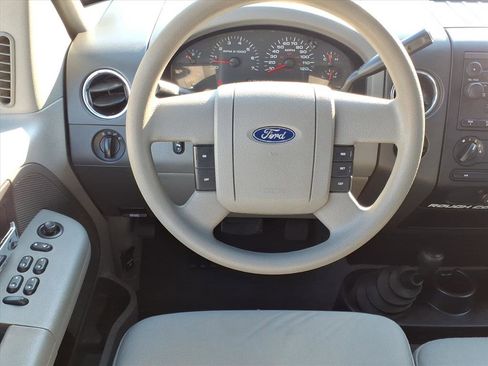 Used 2004 Ford F150 XLT image 7