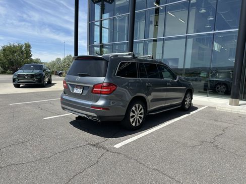 Certified 2018 Mercedes-Benz GLS 450 4MATIC image 4