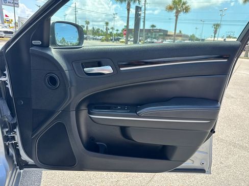 Used 2023 Chrysler 300 S RWD image 19