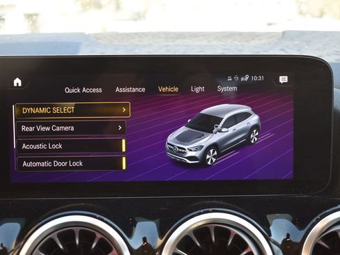 Used 2022 Mercedes-Benz GLA 250 w/ Premium Package Lite image 16