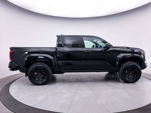 Used 2024 Toyota Tacoma TRD Pro AWD/4WD image 45