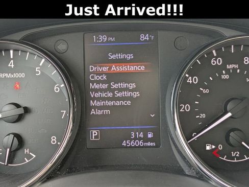 Used 2018 Nissan Rogue SL w/ Premium Package image 30