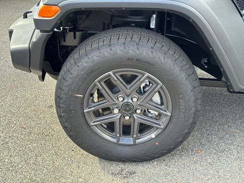 New 2026 Jeep Wrangler Sport S image 10
