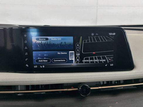 Used 2023 Nissan Ariya FWD image 21