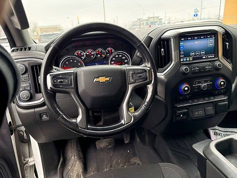 Used 2022 Chevrolet Silverado 2500 LT w/ Fleet Comfort Package image 12