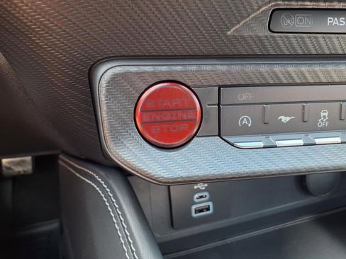 New 2025 Ford Mustang Premium image 19